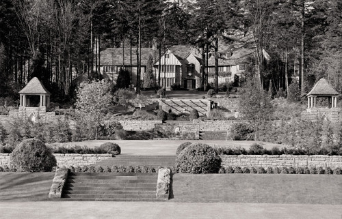 Frank Manor House and garden terraces (ca. 1930)