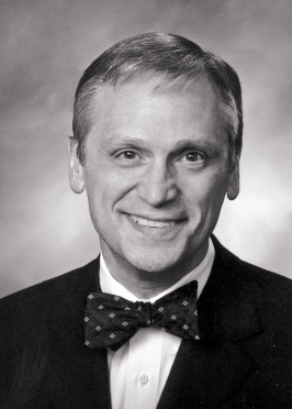 U.S. Representative Earl Blumenauer BA '70, JD '76
