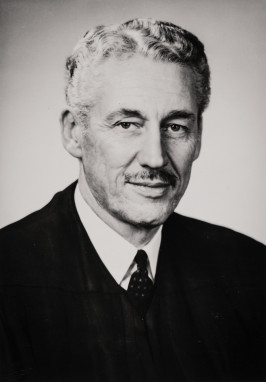 Oregon Justice Ralph Holman '37 (Credit: Oregon Historical Society BB13508)