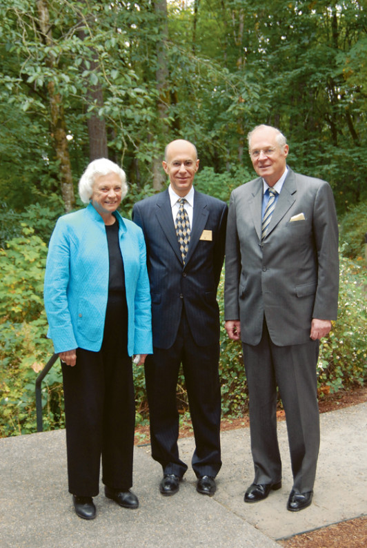 U.S. Justices O'Connor and Kennedy with Dean Robert Klonoff (center)