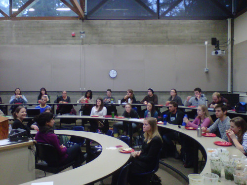 Students interested in environmental justice and brownfields issued enjoyed a delicious lunch during the discussion.