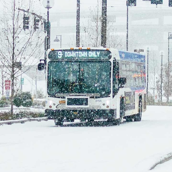 TriMet winter weather, bus in snow