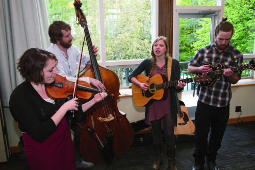 Alumni group Renegade Stringband provides musical entertainment.