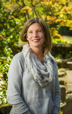 Associate Professor Maureen Healy